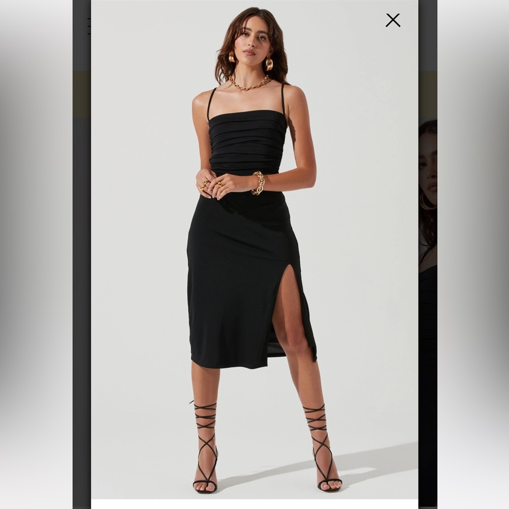 ASTR THE LABEL ~ Geller Ruched Cutout Midi Dress NWT!